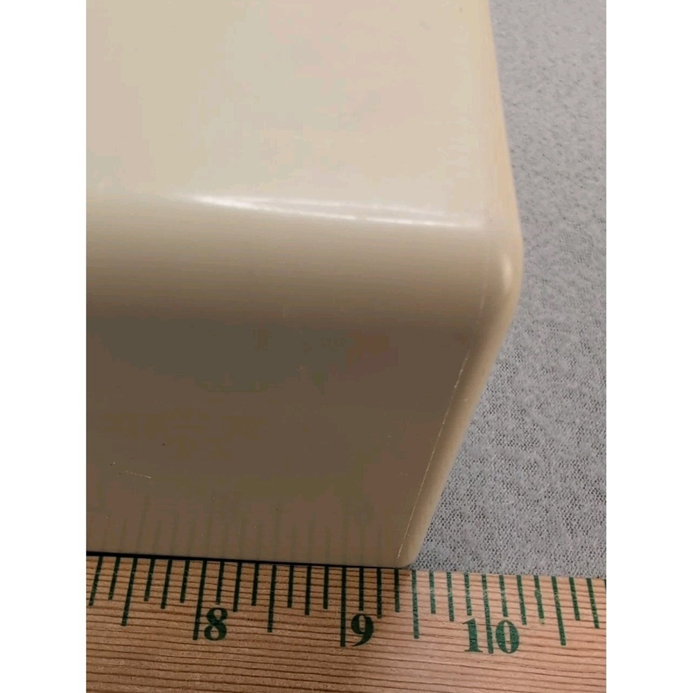 Vintage Tupperware Tall Rectangular Cracker Keeper Pantry Canister w Lid Cream - Picture 12 of 14